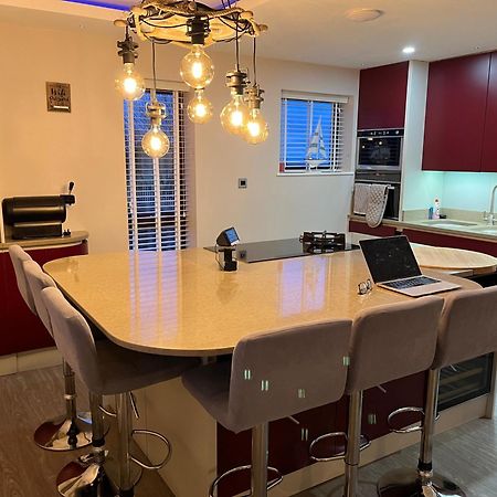 3 Bedroom Deganwy Sea View Beach House Ll31 Ngoại thất bức ảnh