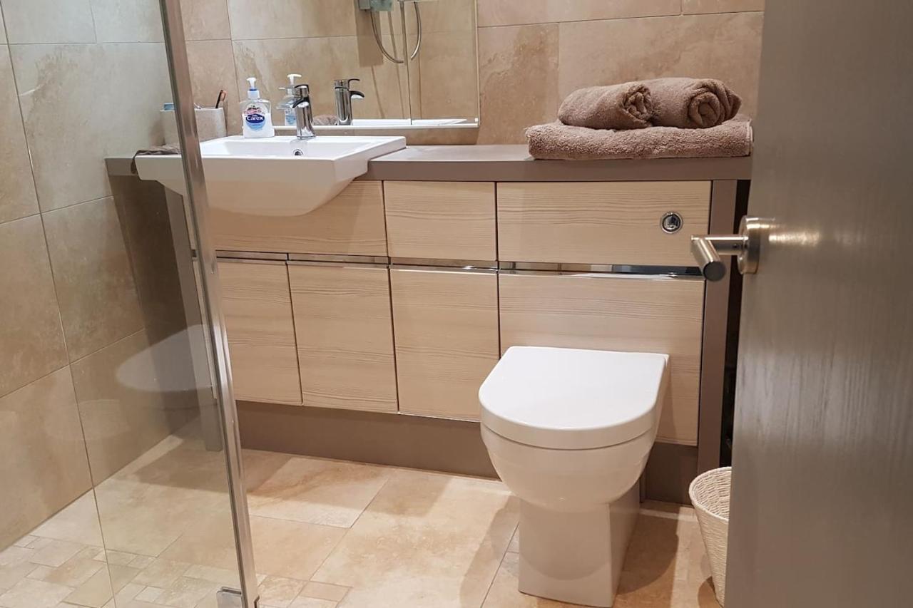 3 Bedroom Deganwy Sea View Beach House Ll31 Ngoại thất bức ảnh